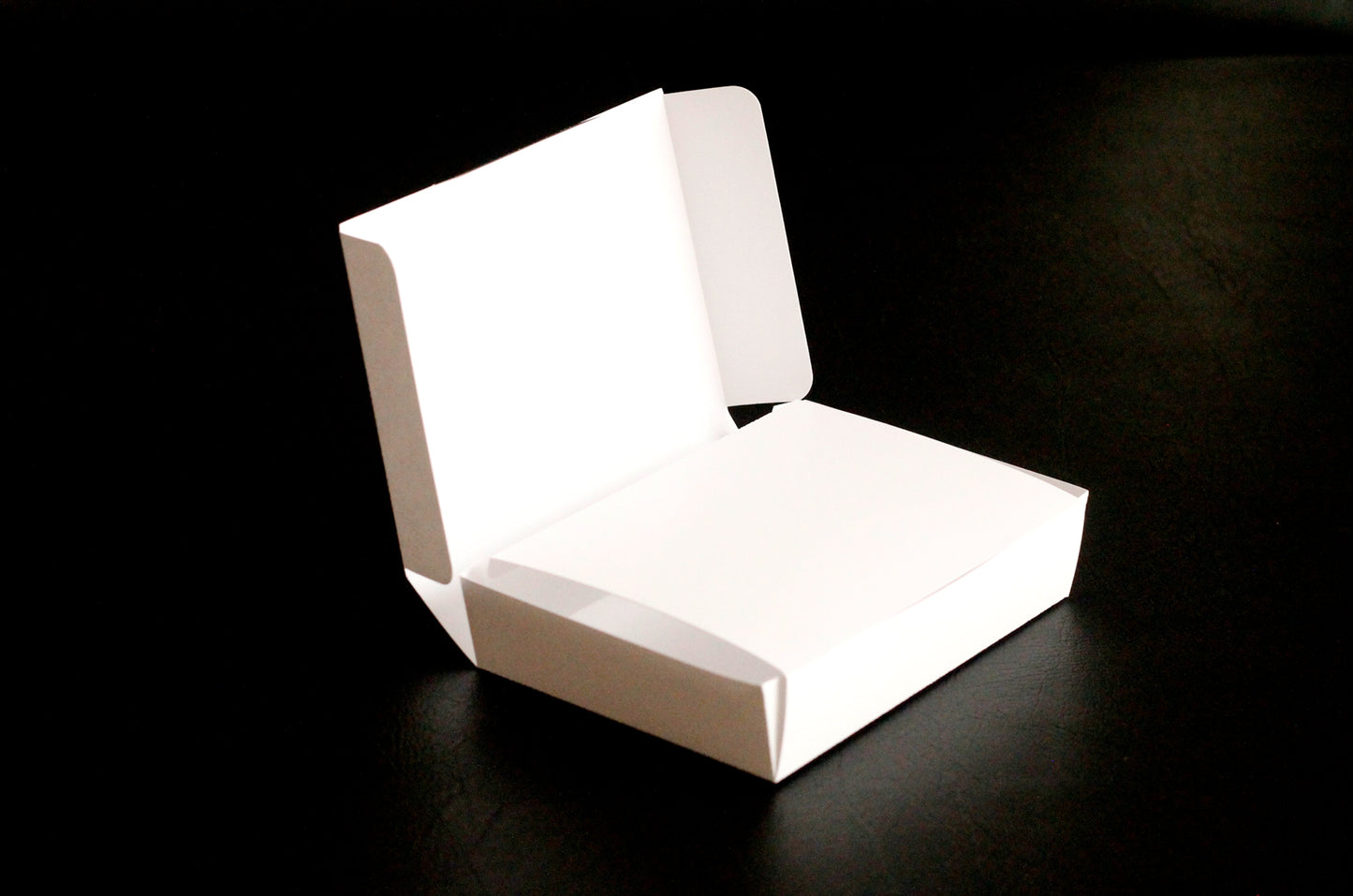 Ciento Caja Para Repostería o Varios Usos en Texcote Blancas Medidas: 17x13x4 cm