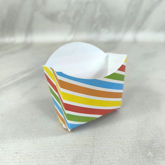 Millar de Cajas para Papas Impresión Full Color en Texcote. (Diseño Genérico) Medidas: 8.5X8X3.5cm.